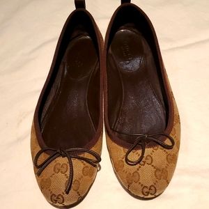 Gucci Flats